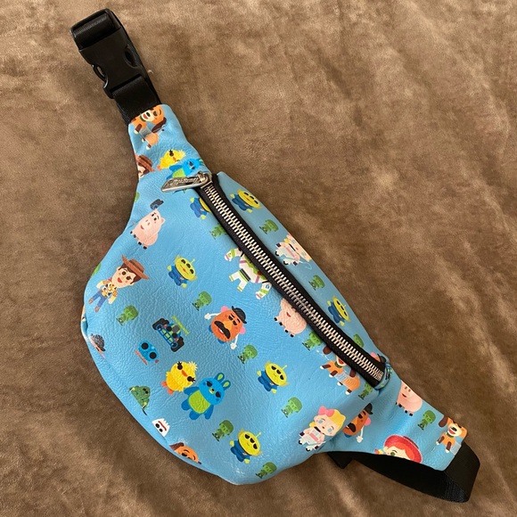 Loungefly Handbags - Disneys Toy Story, Loungefly Waist Belt